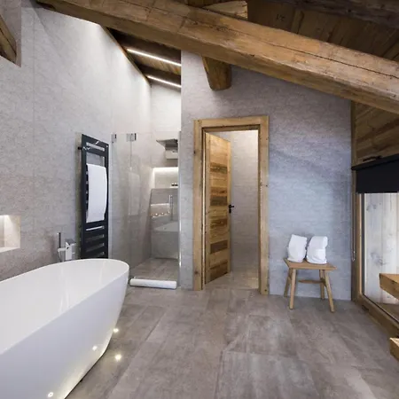 Mountain Lake Escape Luxury Chalet In Zell アパート ツェル アム ゼー